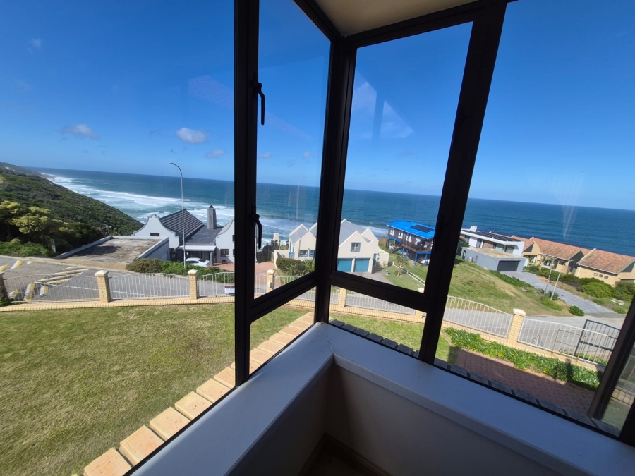 3 Bedroom Property for Sale in Dana Bay Western Cape
